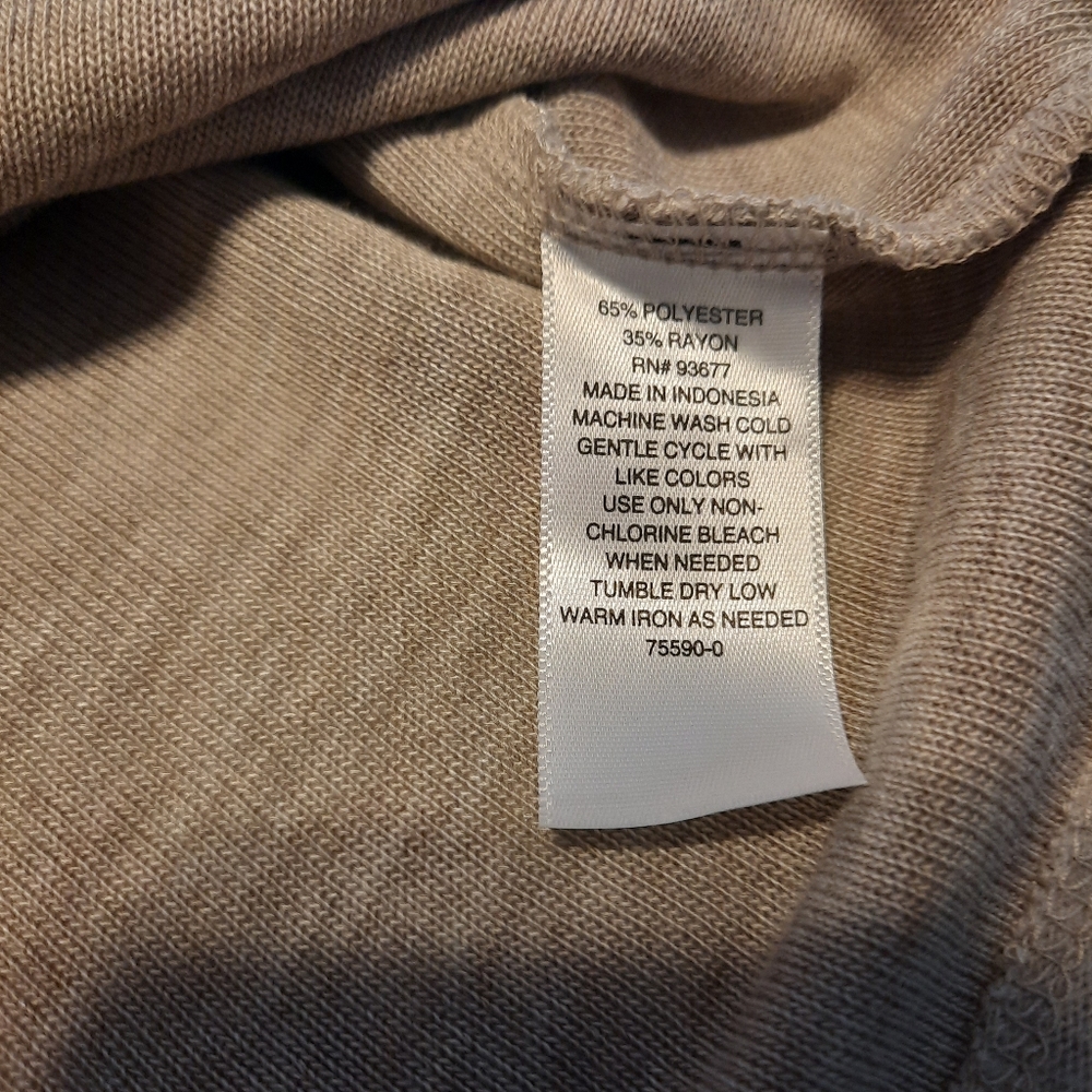 Off-Shoulder Sweater Size OX - Picture 7 of 13